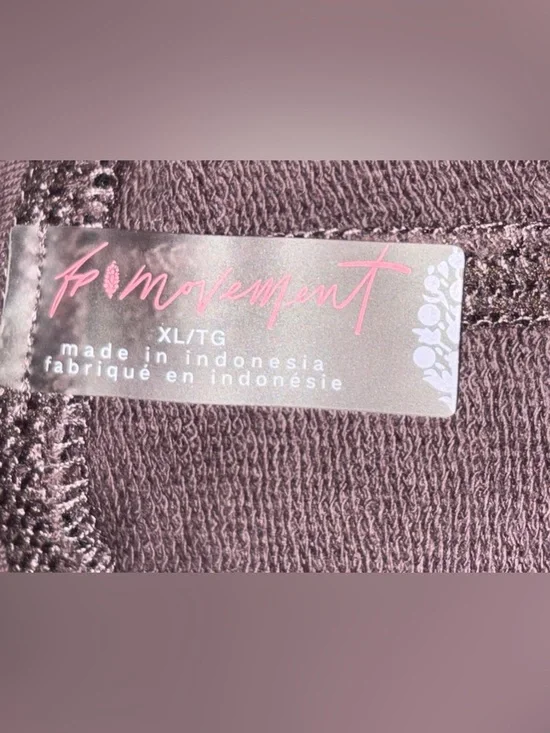 FP Movement By Free People Down Low Flares Pants Women XL NEW Sporty & Sleek - Picture 3 of 11